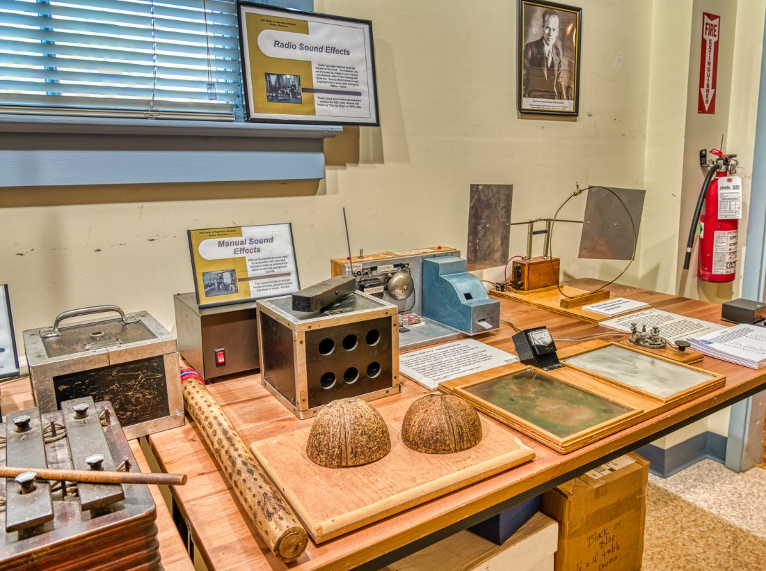 Sound Effects and Novelty Radios